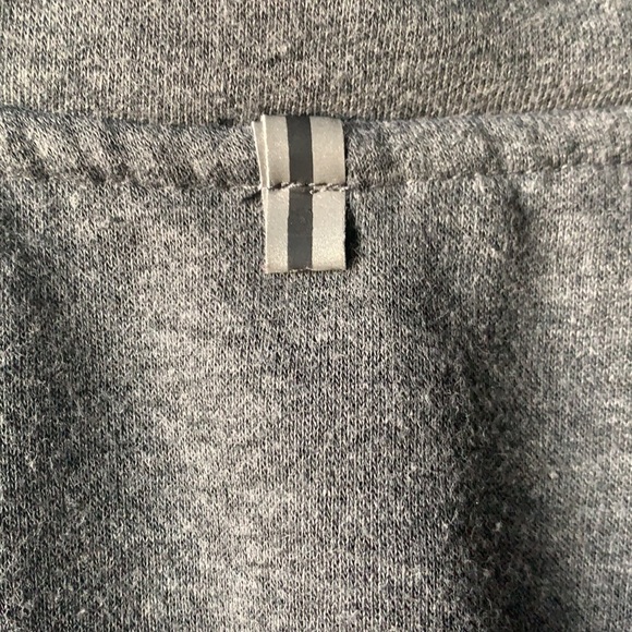 Men’s Reebok quarter zip pullover - Picture 8 of 9